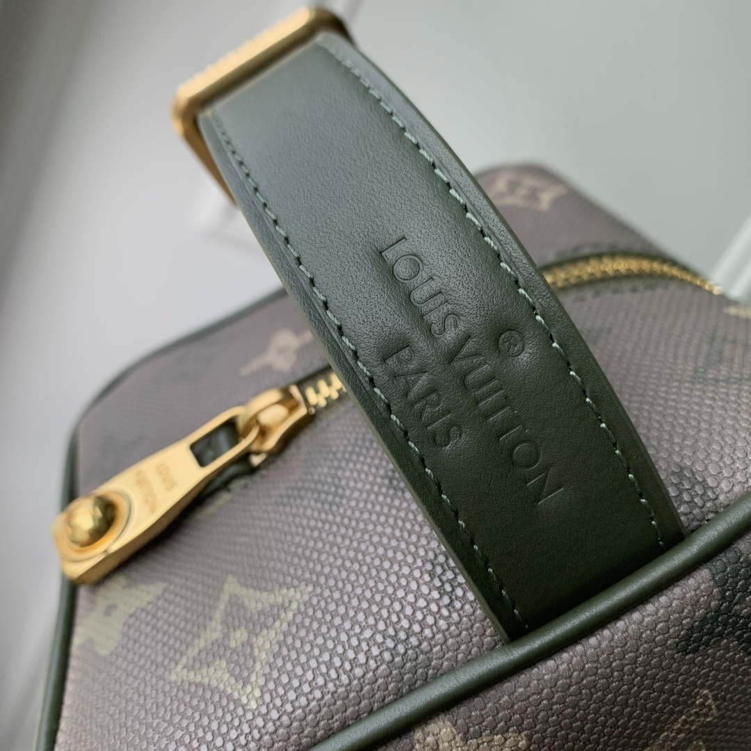 LV M26963 Louis Vuitton Dopp Kit Bag Khaki