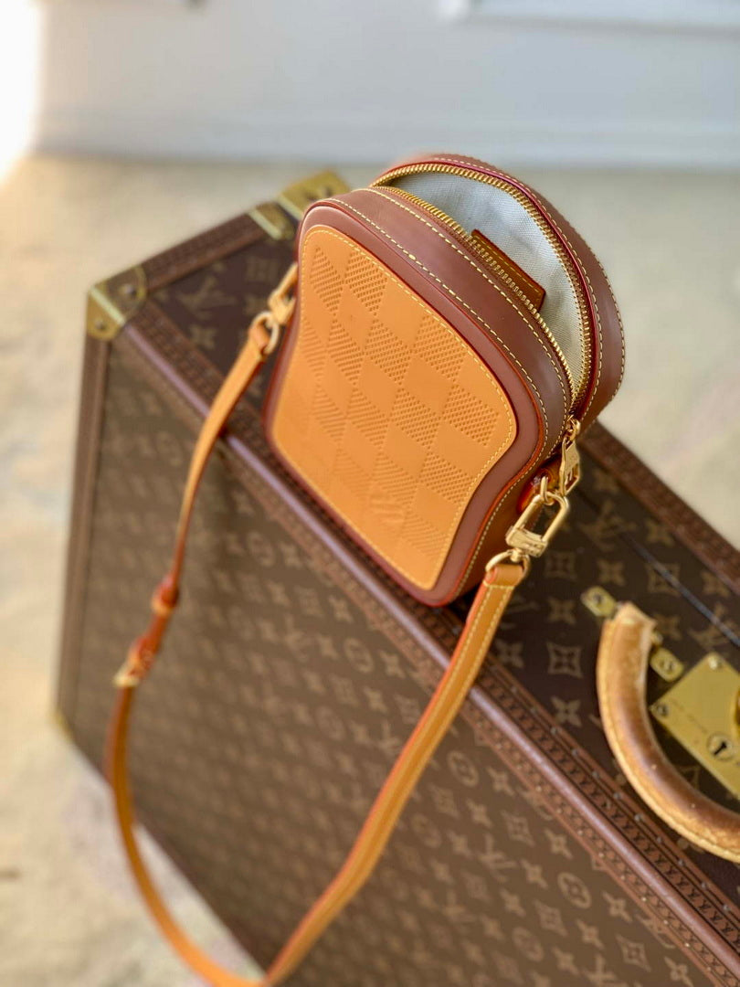 LV M26984 Louis Vuitton Toast Wearable Wallet Monogram/Damier
