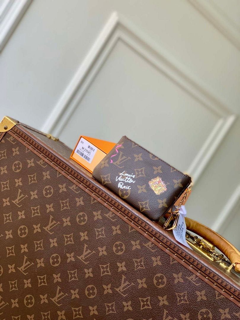 LV M27045 Louis Vuitton Key Pouch S