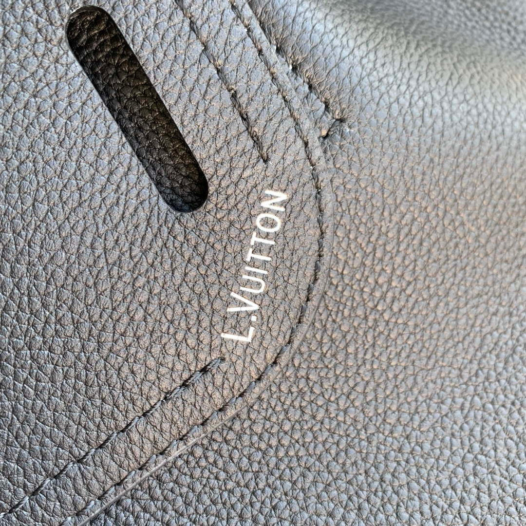 LV M27061 Louis Vuitton Steamer 30 Cross-body Bag Black
