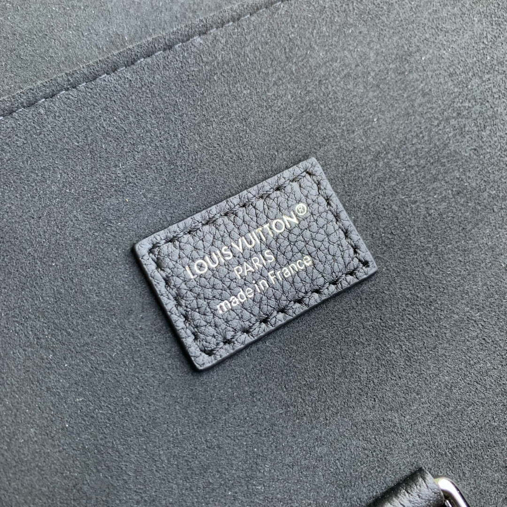 LV M27061 Louis Vuitton Steamer 30 Cross-body Bag Black