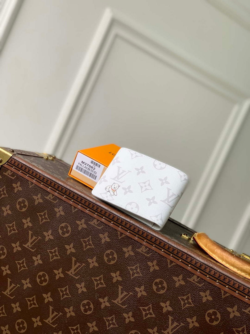 LV M27082 Louis Vuitton Multiple Wallet White