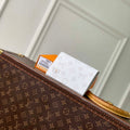 LV M27083 Louis Vuitton Passport Cover White
