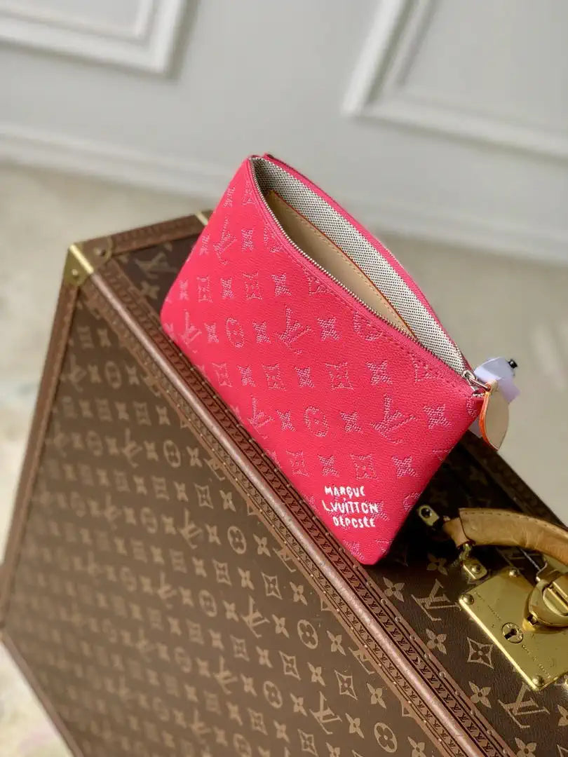 LV M27108 Louis Vuitton Key Pouch M Pondicherry Pink