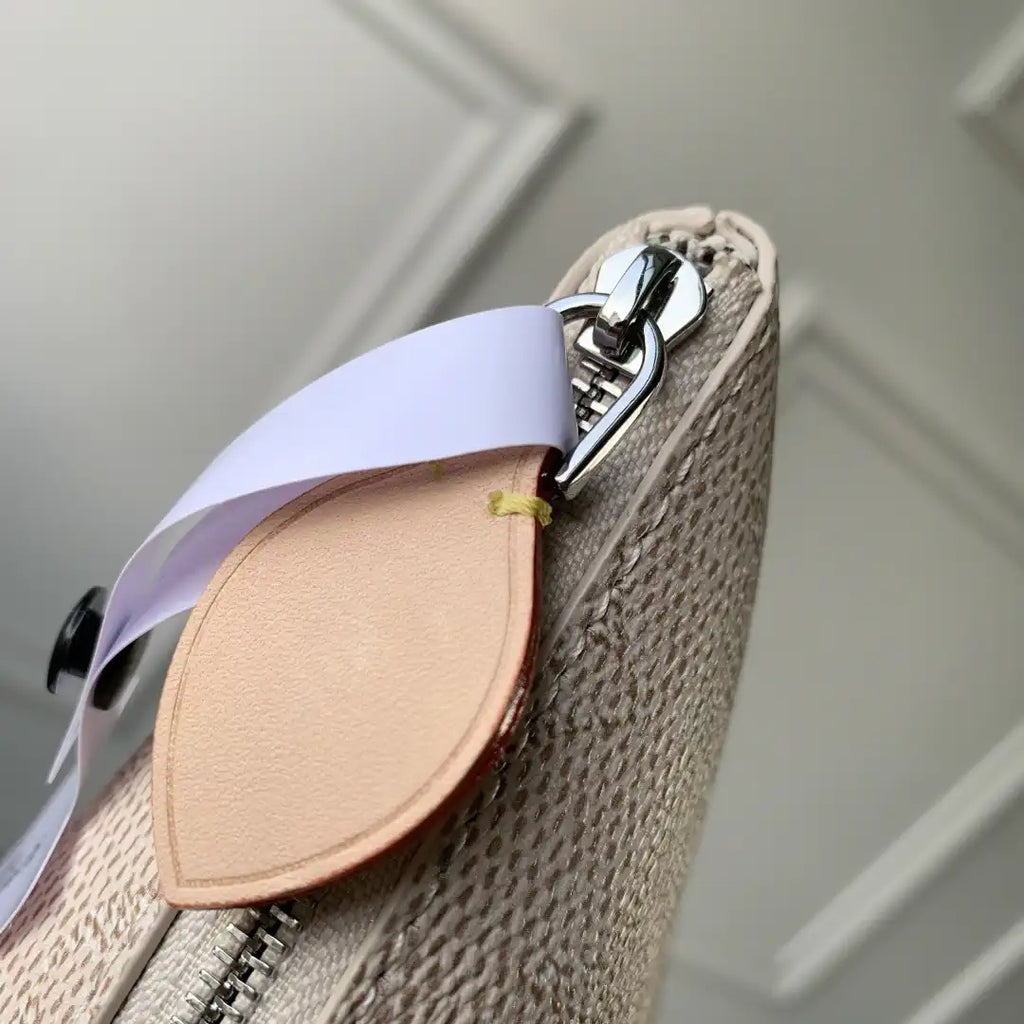 LV M27109 Louis Vuitton Key Pouch M Beige
