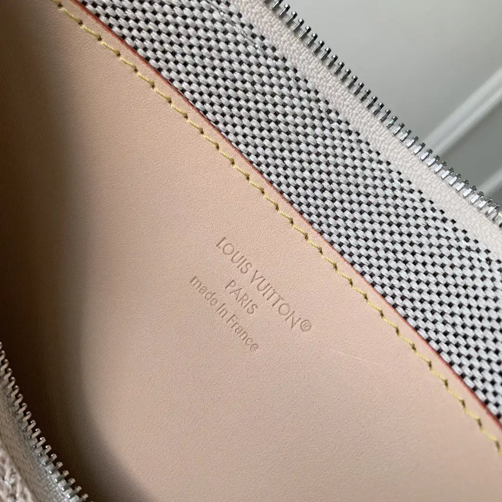 LV M27109 Louis Vuitton Key Pouch M Beige