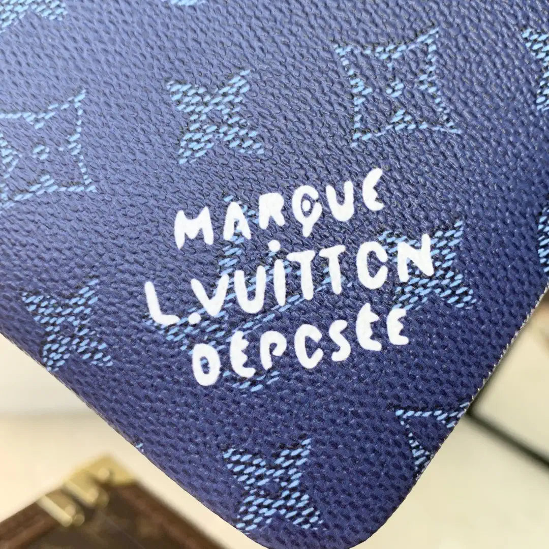 LV M27109 Louis Vuitton Key Pouch M Ocean Blue