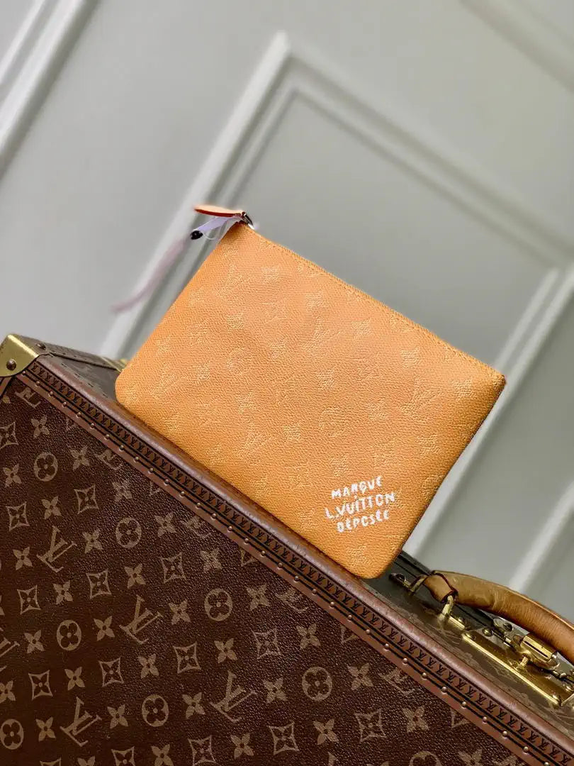 LV M27110 Louis Vuitton Key Pouch M Safran Yellow