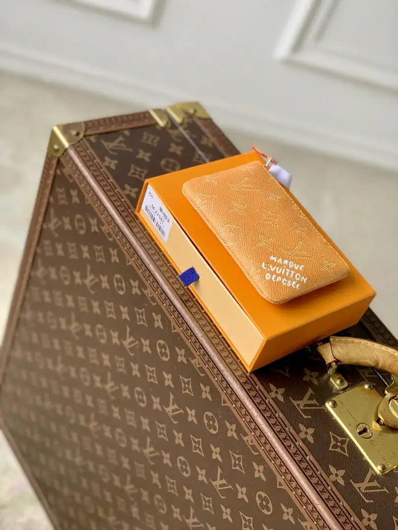 LV M27141 Louis Vuitton Key Pouch S Yellow