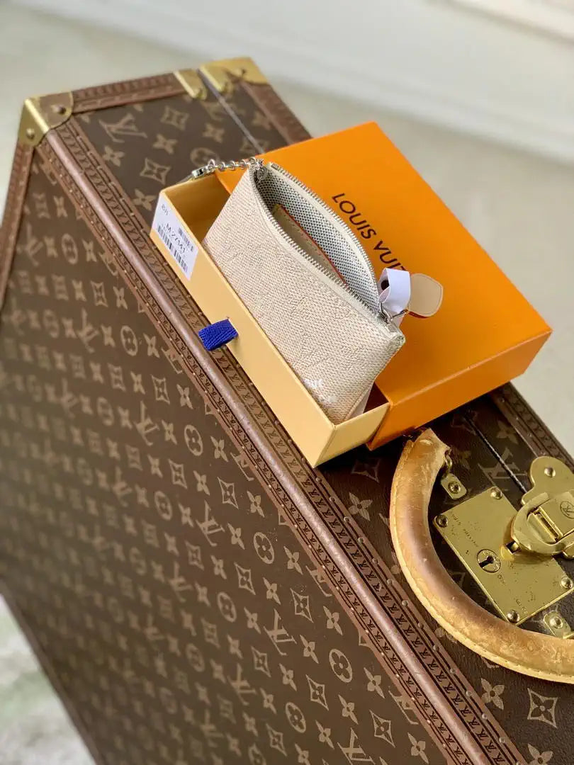 LV M27113 Louis Vuitton Key Pouch S Beige