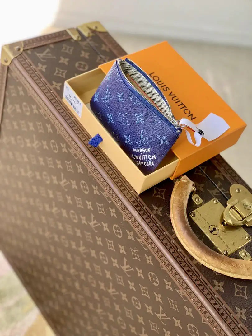 LV M27112 Louis Vuitton Key Pouch S Ocean Blue