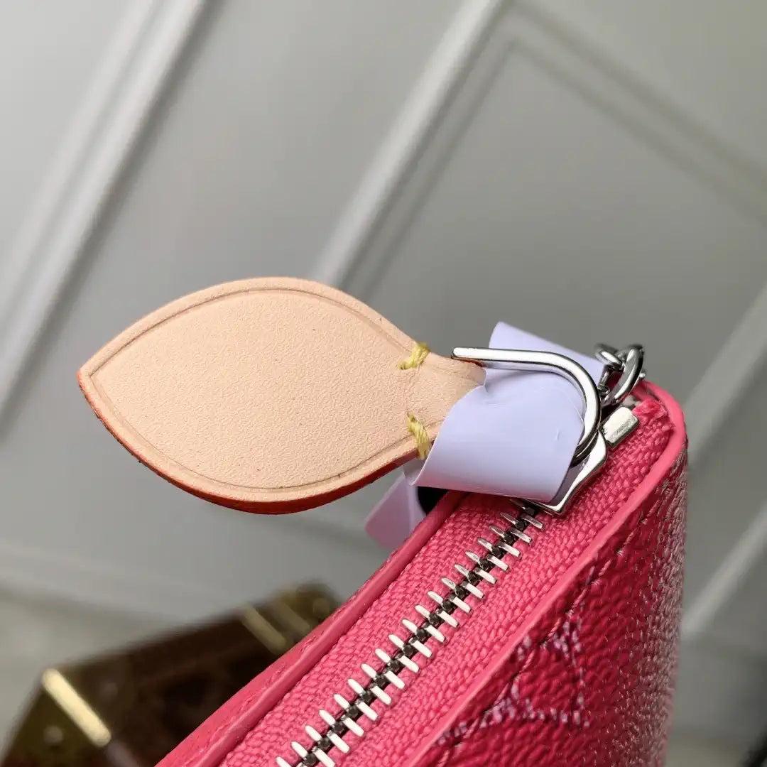 LV M27141 Louis Vuitton Key Pouch S Rose Red