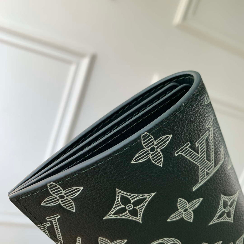 LV M27147 Louis Vuitton Passport Cover Forest Green