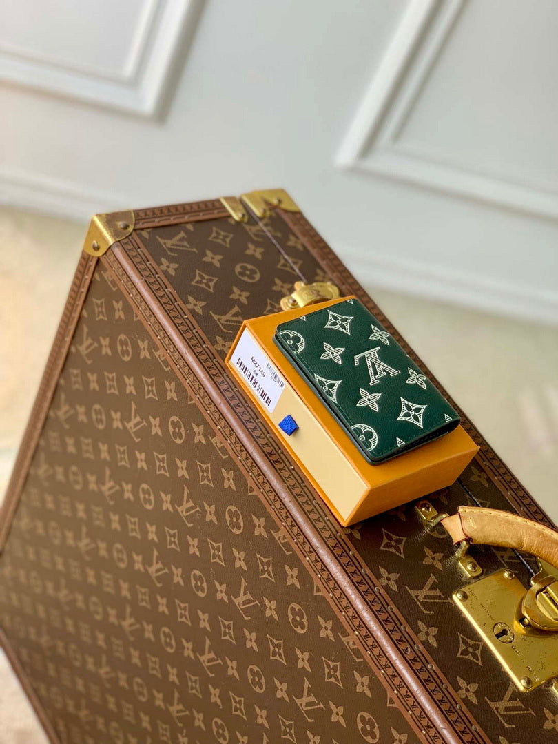 LV M27149 Louis Vuitton Pocket Organizer Forest Green