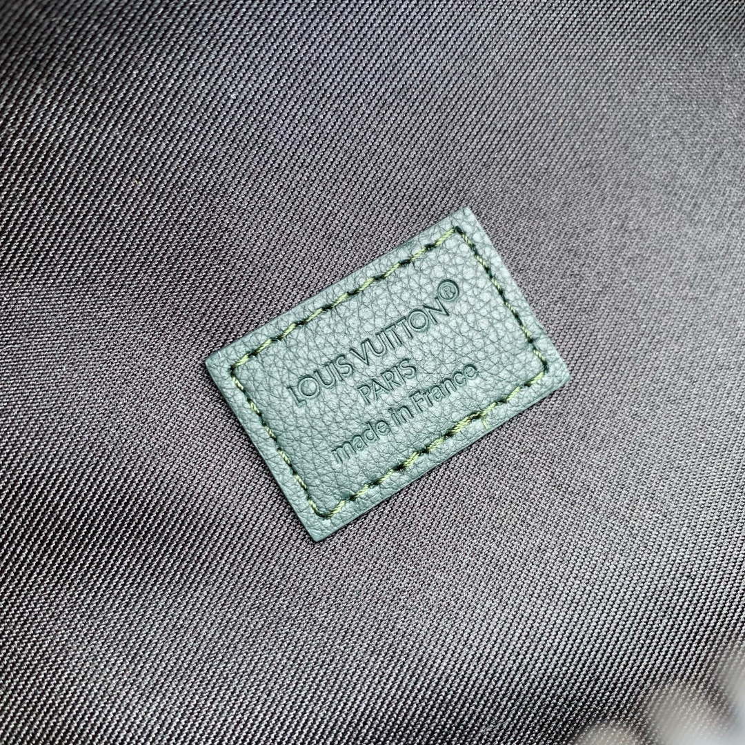 LV M27153 Louis Vuitton Rush Bumbag Forest Green