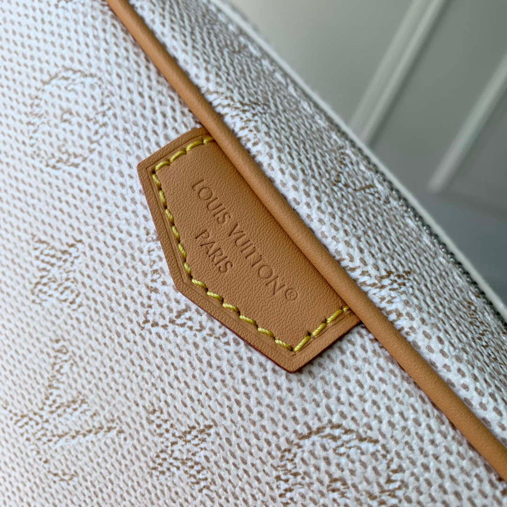 LV M27155 Louis Vuitton Trocad¨¦ro Wearable Wallet Linen