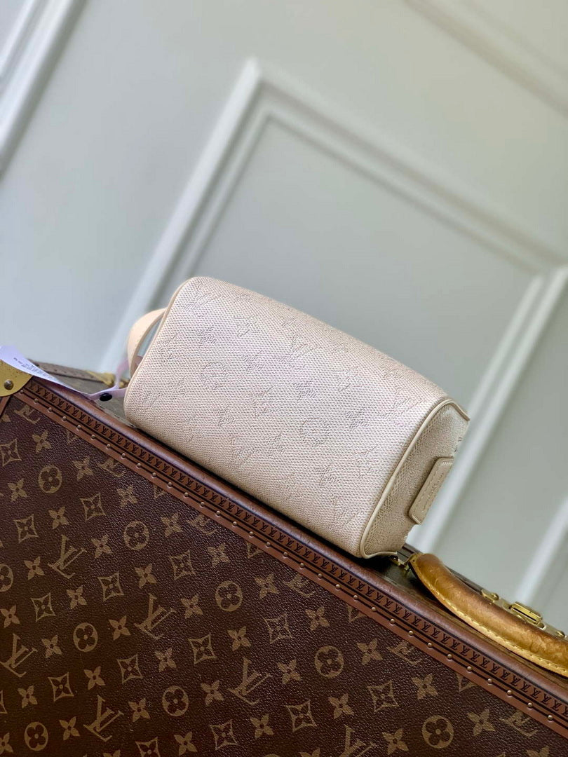 LV M27158 Louis Vuitton Mini Dopp Kit Bag Apricot