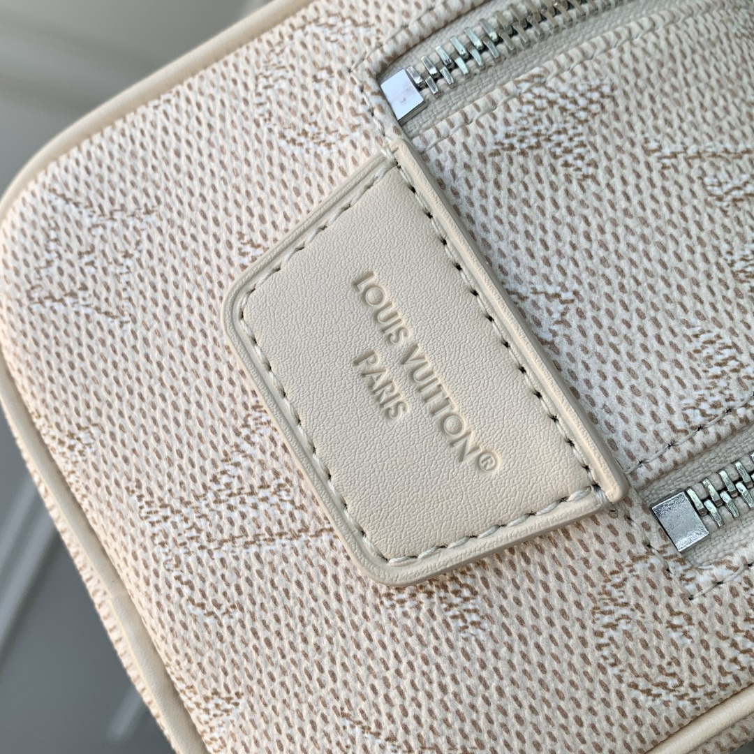 LV M27158 Louis Vuitton Mini Dopp Kit Bag Apricot