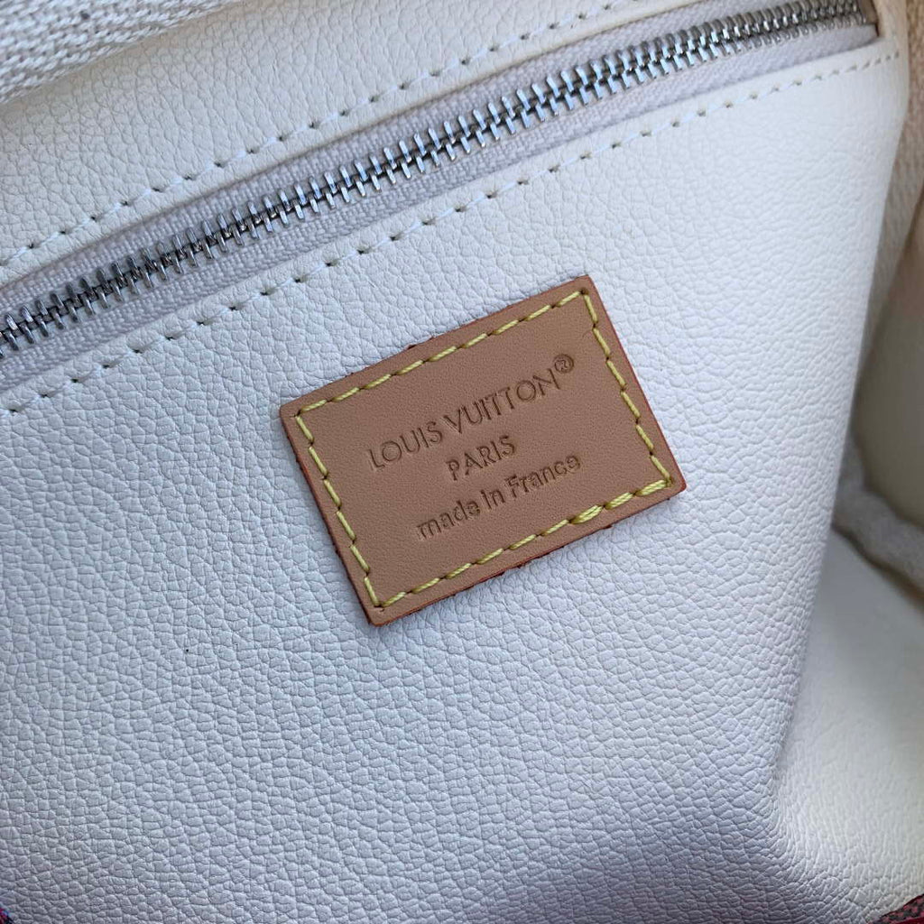 LV M27158 Louis Vuitton Mini Dopp Kit Bag Purple