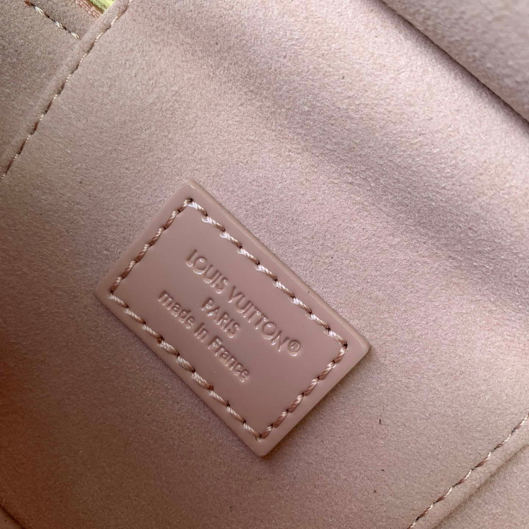 LV M27169 Louis Vuitton Vanity Chain Pouch Bag Desert Sand