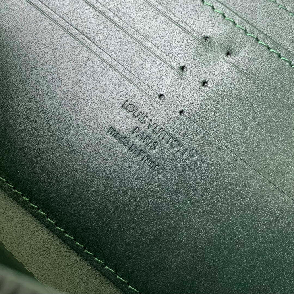 LV M27178 Louis Vuitton Zippy Wallet Horizontal Forest Green