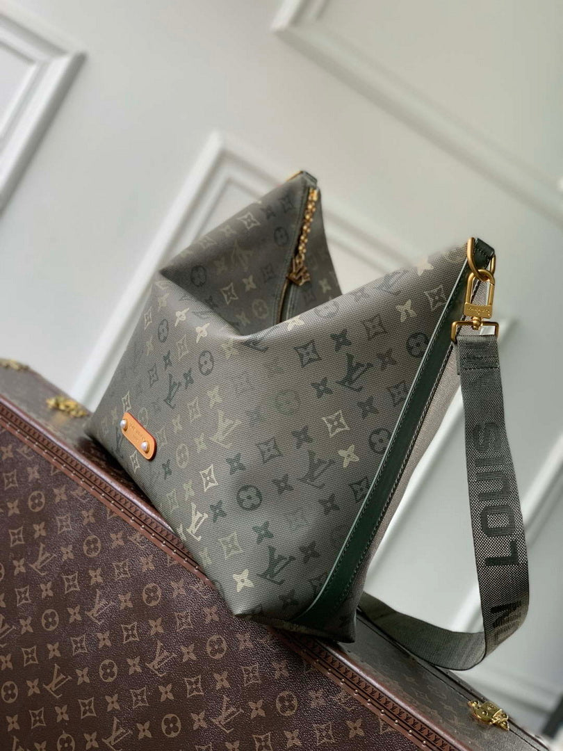 LV M27181 Louis Vuitton Vagabond Hobo Bag Khaki