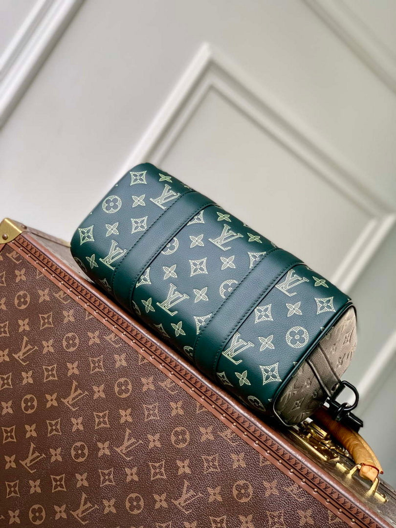 LV M27184 Louis Vuitton City Keepall Bag Forest Green