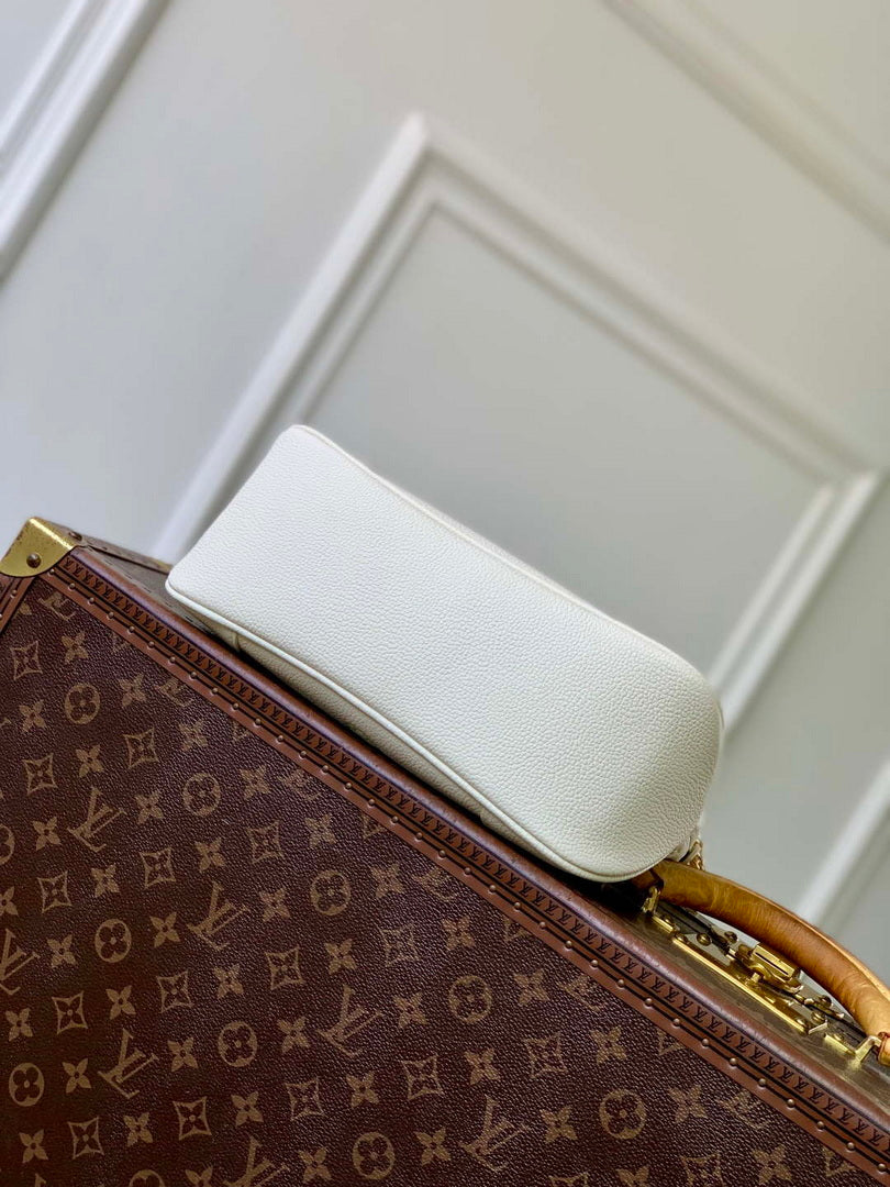 LV M27571 Louis Vuitton Boulogne PM Bag Milky White/Green