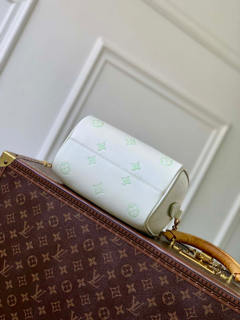 LV M27572 Louis Vuitton Speedy Bandouliere 20 Bag Milky White/Green