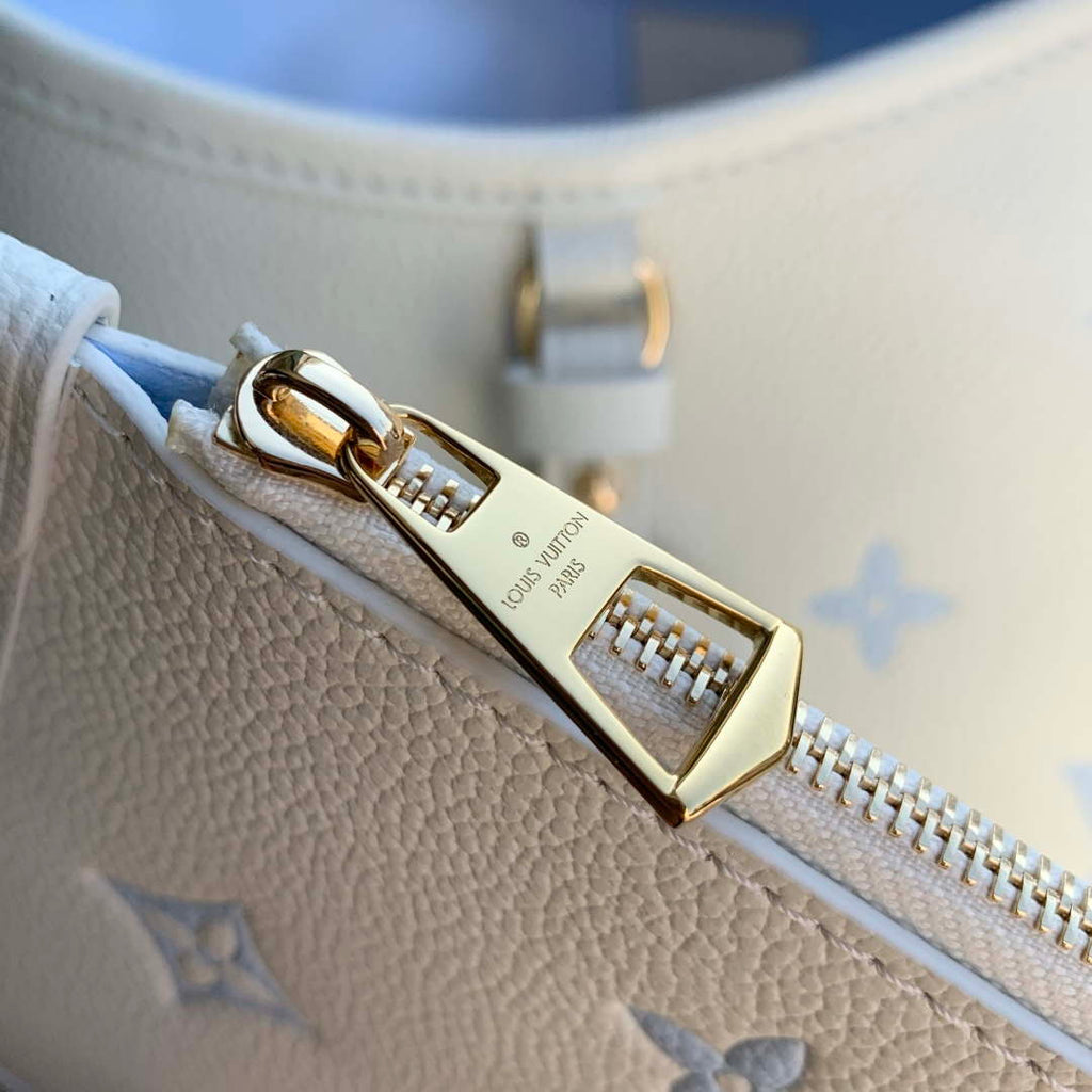 LV M27573 Louis Vuitton CarryAll PM Bag Milky White/Blue