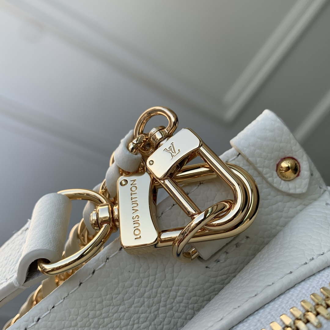 LV M27577 Louis Vuitton OnTheGo East West Bag Milky White/Blue