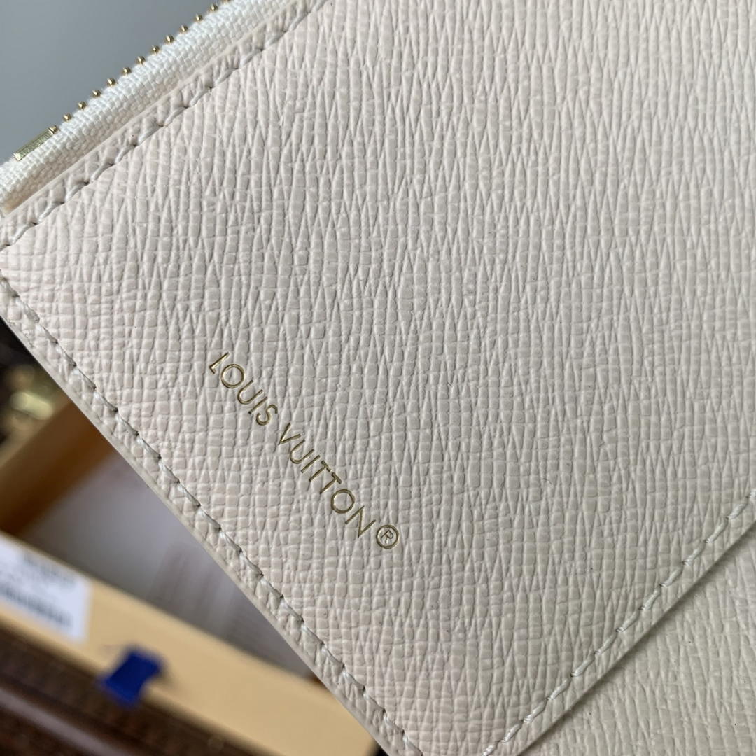 LV M27681 Louis Vuitton Victorine Wallet Other Monogram Canvas Beige Apricot