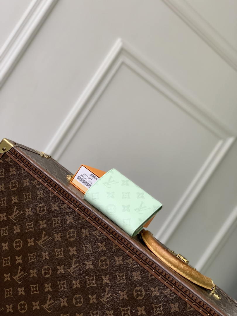 LV M27681 Louis Vuitton Victorine Wallet Other Monogram Canvas Green