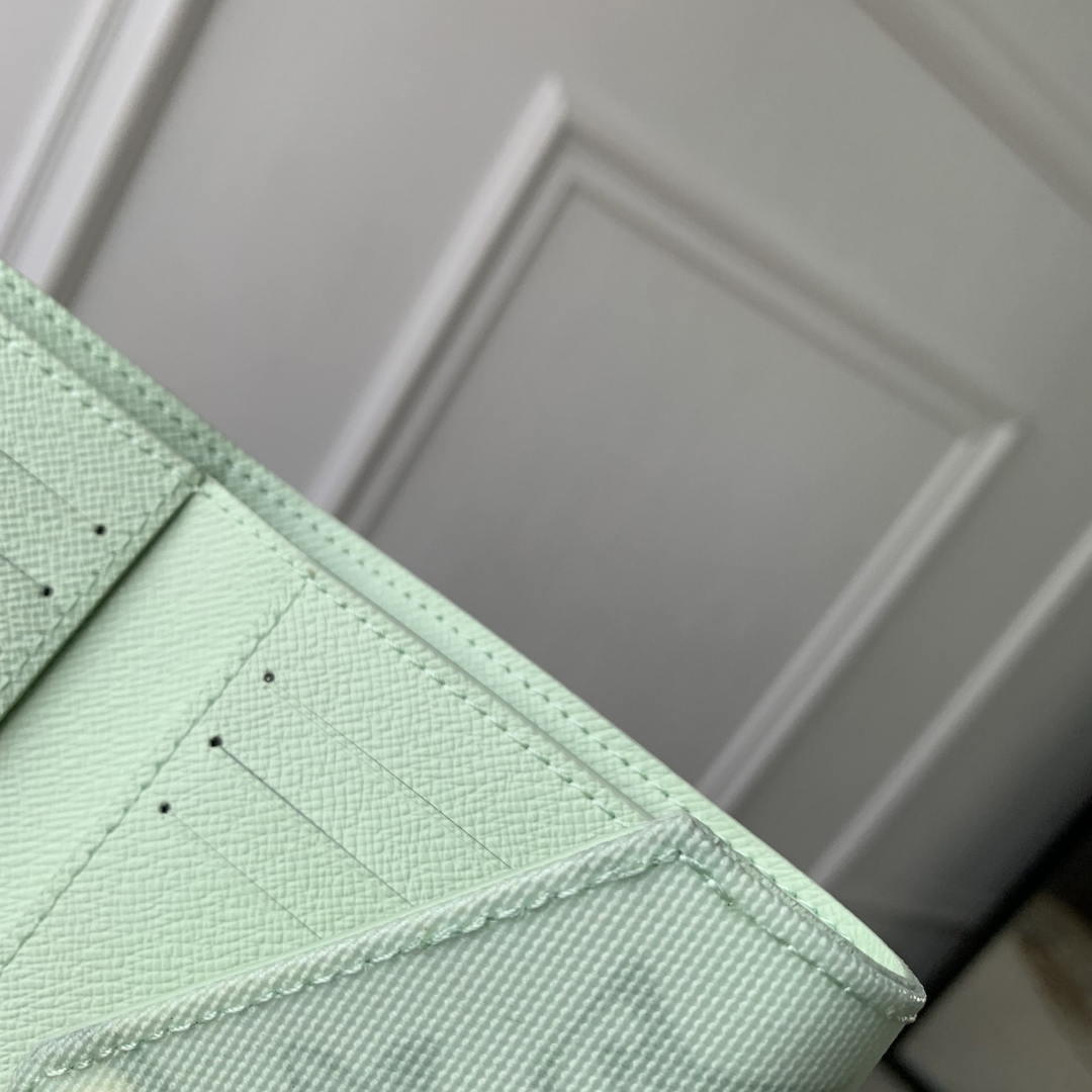LV M27681 Louis Vuitton Victorine Wallet Other Monogram Canvas Green