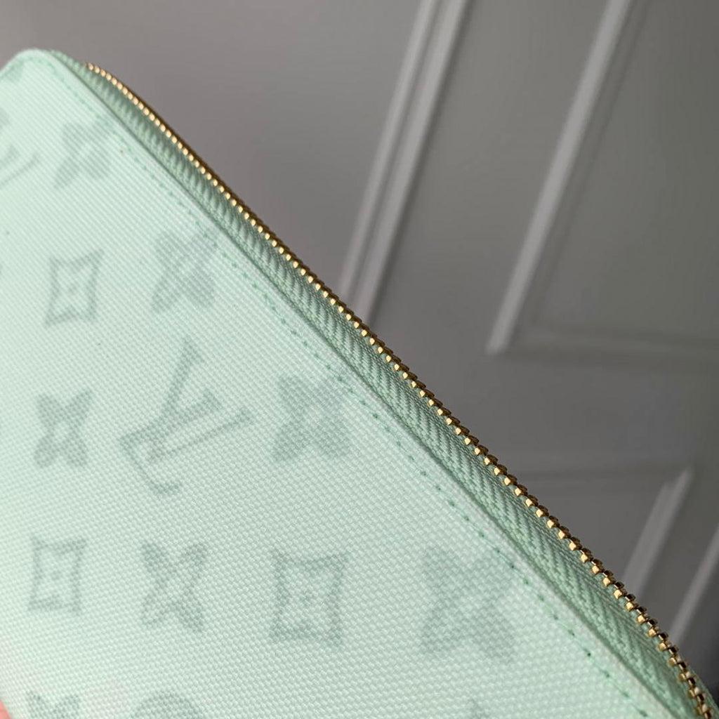 LV M27683 Louis Vuitton Zippy Wallet  Other Monogram Canvas Green