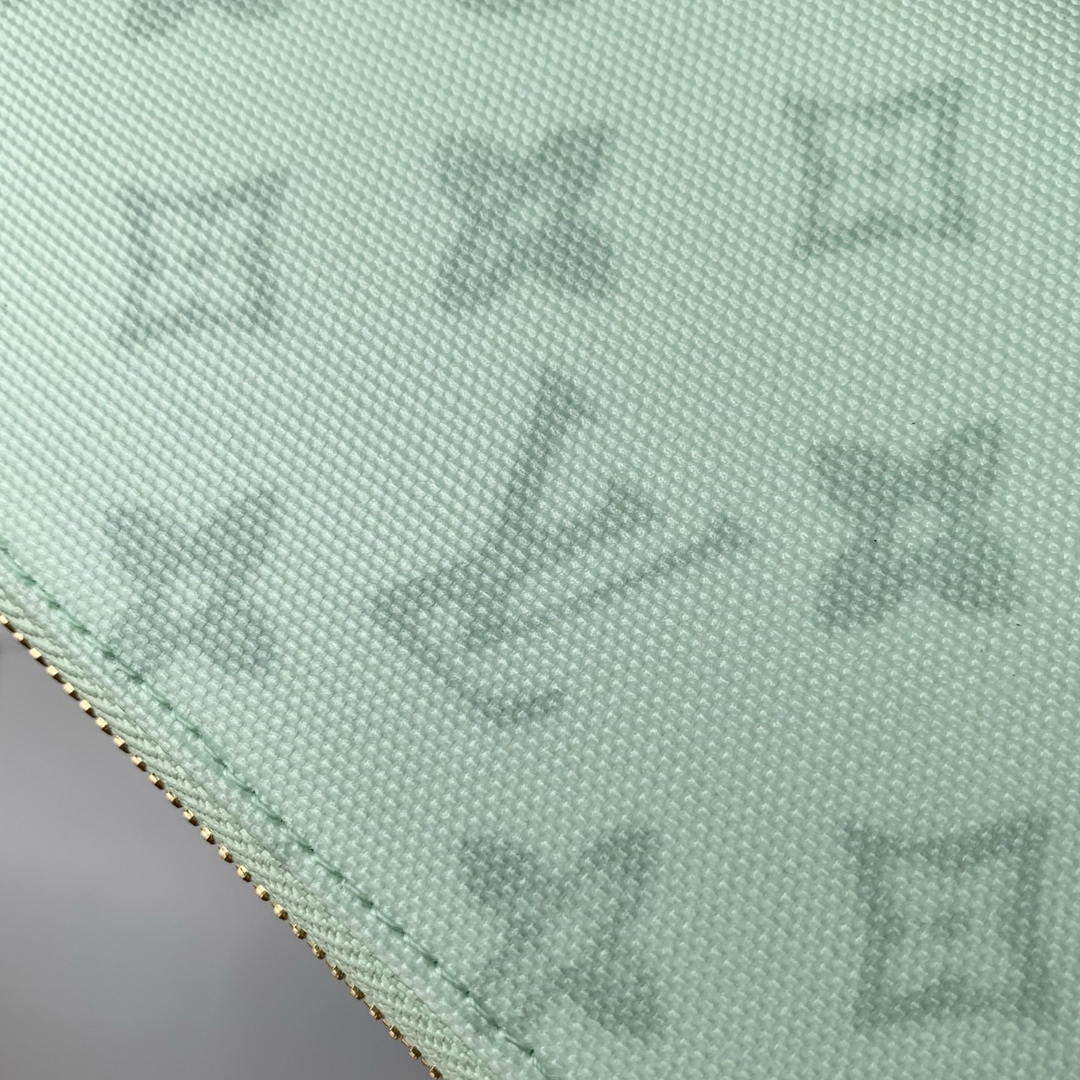 LV M27683 Louis Vuitton Zippy Wallet  Other Monogram Canvas Green