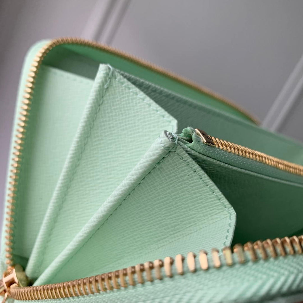 LV M27683 Louis Vuitton Zippy Wallet  Other Monogram Canvas Green
