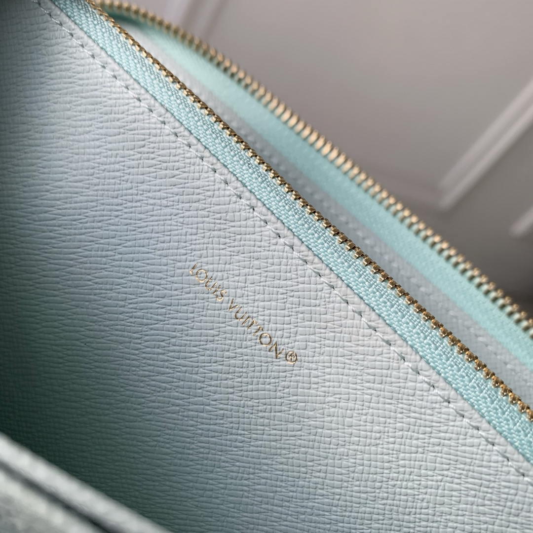 LV M27683 Louis Vuitton Zippy Wallet  Other Monogram Canvas Light Blue