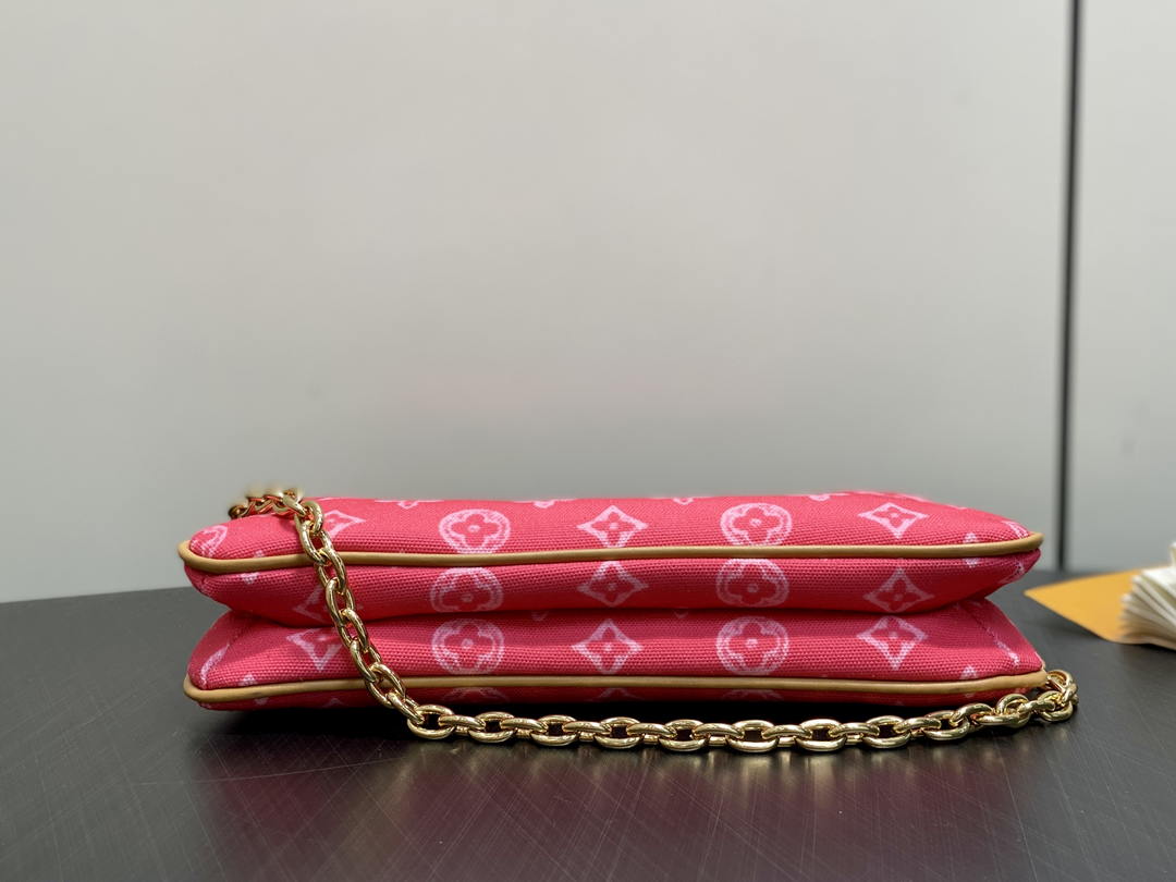 LV M27719 Louis Vuitton Liv Pochette Bag Other Monogram Canvas