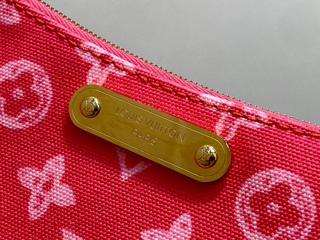 LV M27719 Louis Vuitton Liv Pochette Bag Other Monogram Canvas