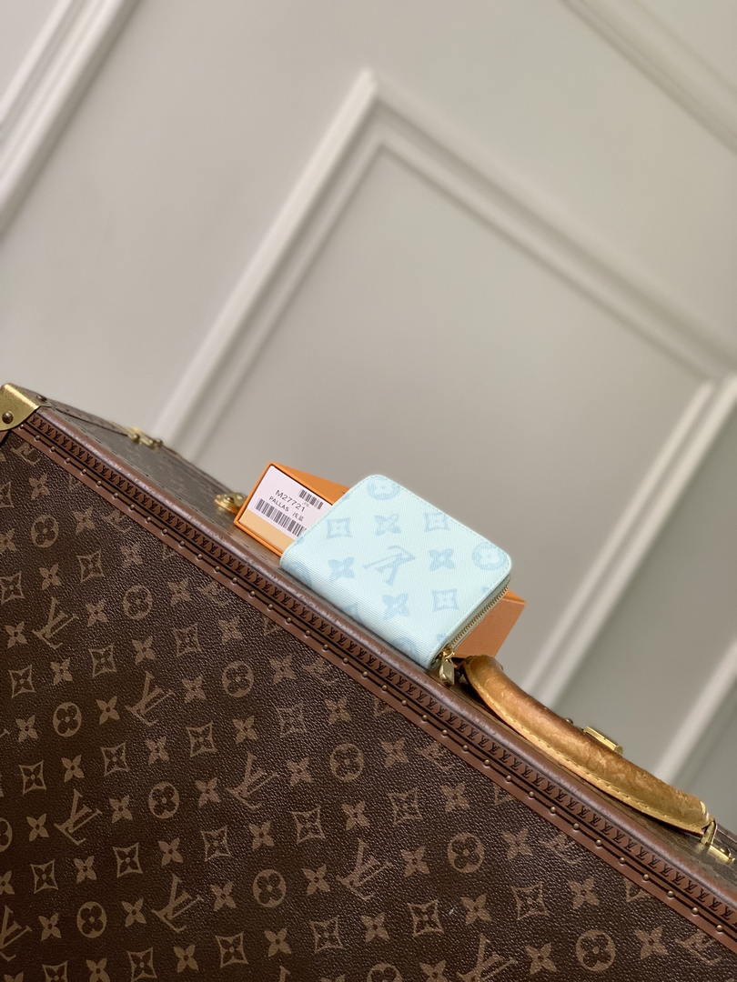 LV M27721 Louis Vuitton Zippy Coin Purse  Other Monogram Canvas  Light Blue