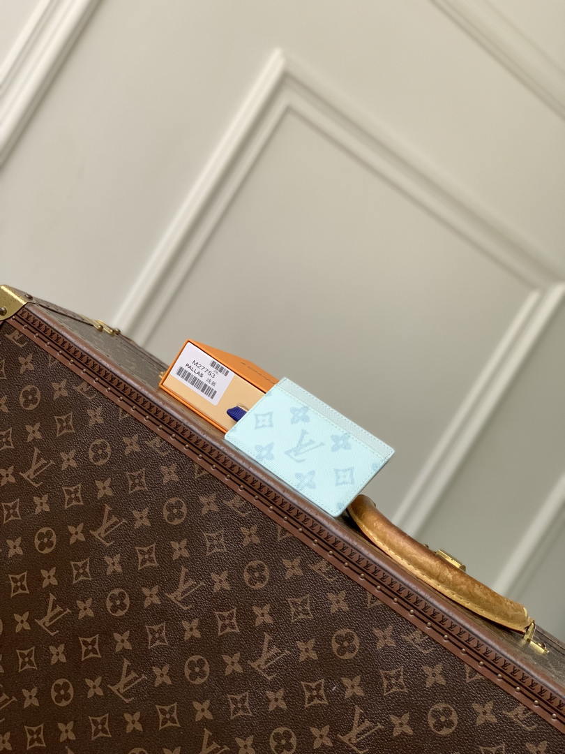 LV M27756 Louis Vuitton Card Holder Other Monogram Canvas Ligth Blue