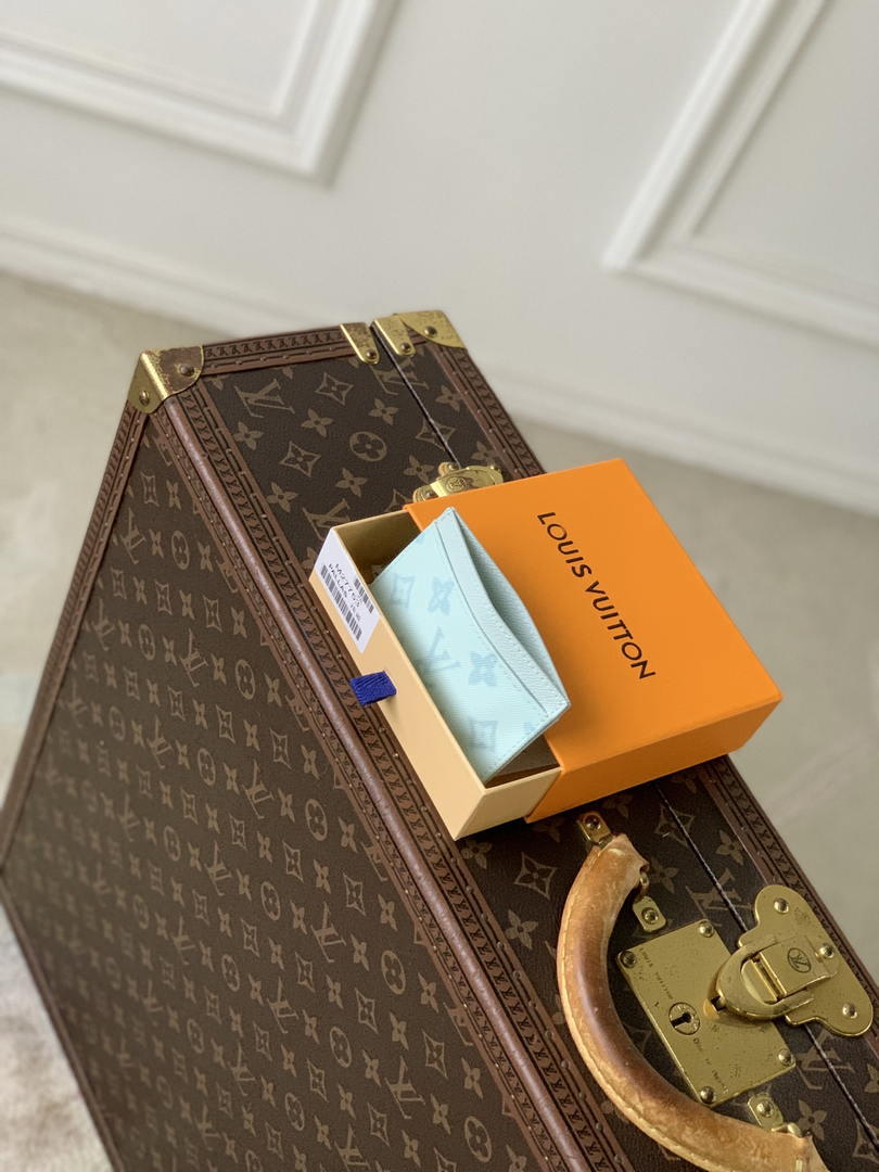 LV M27756 Louis Vuitton Card Holder Other Monogram Canvas Ligth Blue