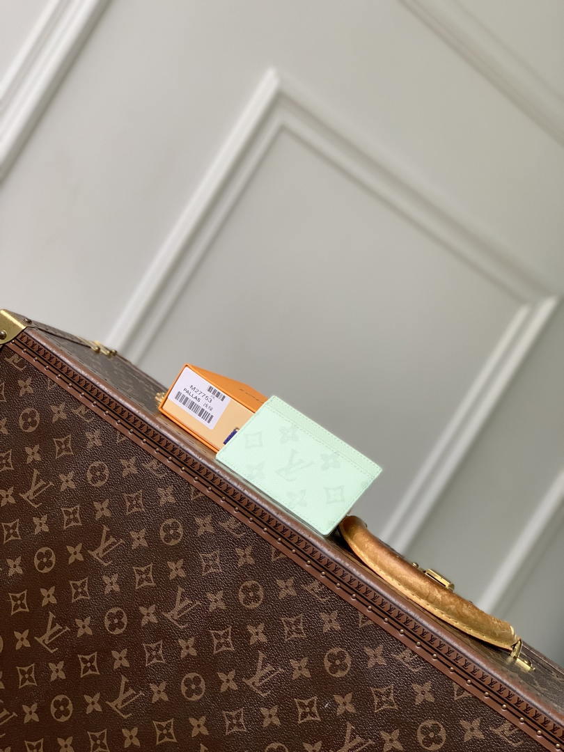 LV M27756 Louis Vuitton Card Holder Other Monogram Canvas Green