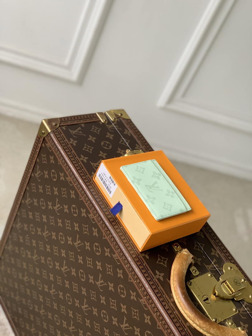 LV M27756 Louis Vuitton Card Holder Other Monogram Canvas Green