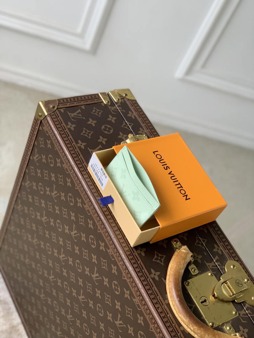 LV M27756 Louis Vuitton Card Holder Other Monogram Canvas Green