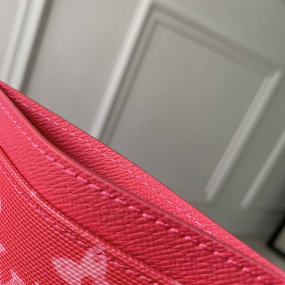 LV M27756 Louis Vuitton Card Holder Other Monogram Canvas Rose Red