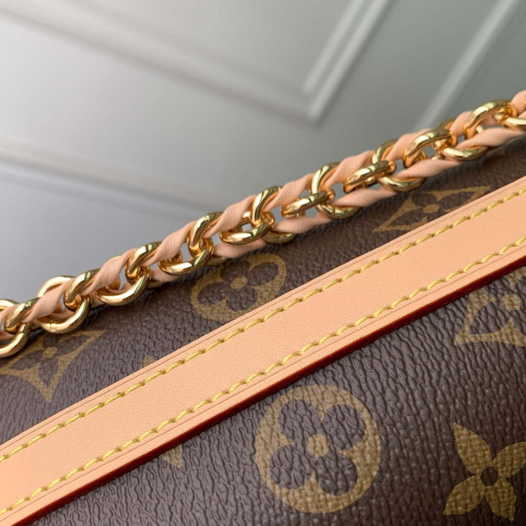 LV M27825 Louis Vuitton Multipass Handbag Monogram