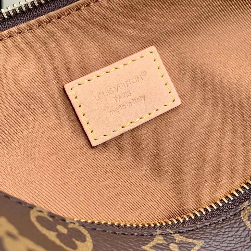 LV M27825 Louis Vuitton Multipass Handbag Monogram