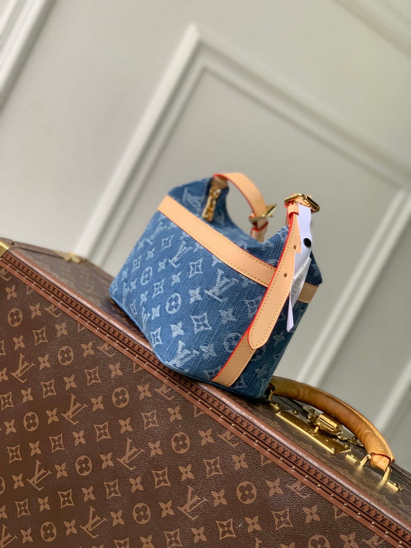 LV M27945 Louis Vuitton Cruiser Toiletry Bag Blue Denim